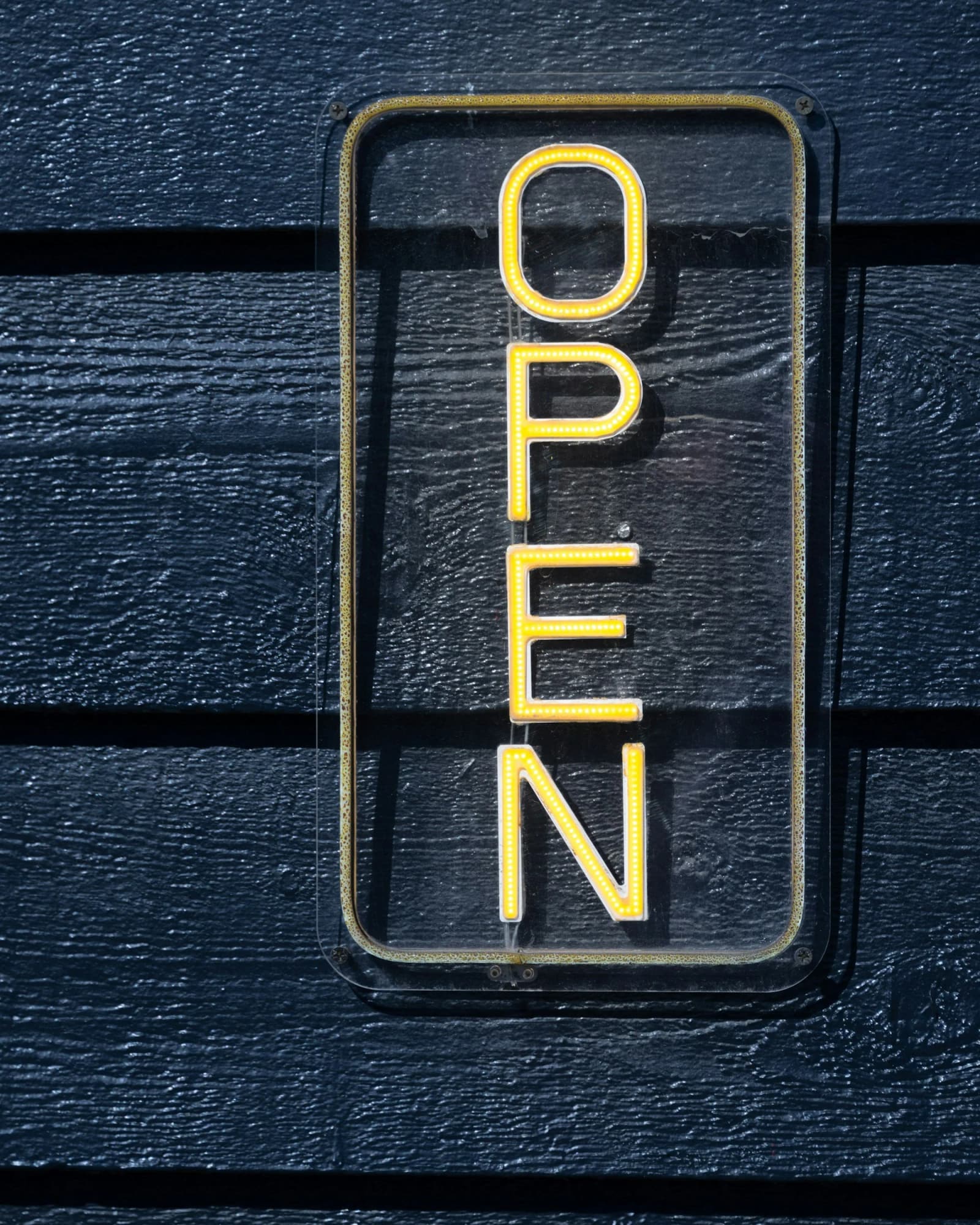 Is Your Team Change-Ready, or Clinging to Clutter?